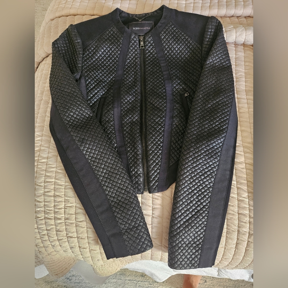 BCBG black cropped moto jacket